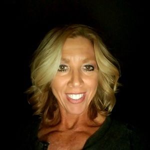 Meet your Posher, Renae